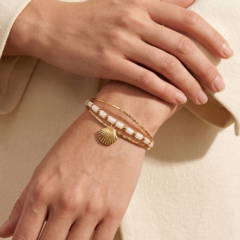 Alta Europa y los Estados Unidos acero inoxidable viento marino pulsera de concha ligera de lujo nicho transfronterizo venta caliente acero titanio joyas de piedra natural mujeres