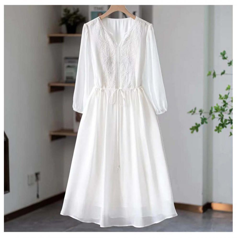 Elegant White Embroidered Chiffon Dress Loose Holiday Long Skirt V-neck Polyester Fabric A-line Silhouette New Style display picture 1