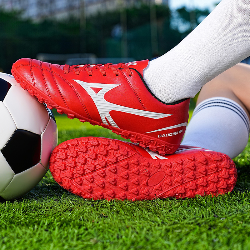 Nuevos zapatos de fútbol para hombres y mujeres, zapatos de entrenamiento de hierba cómodos antideslizantes de moda para adolescentes, zapatos deportivos al por mayor