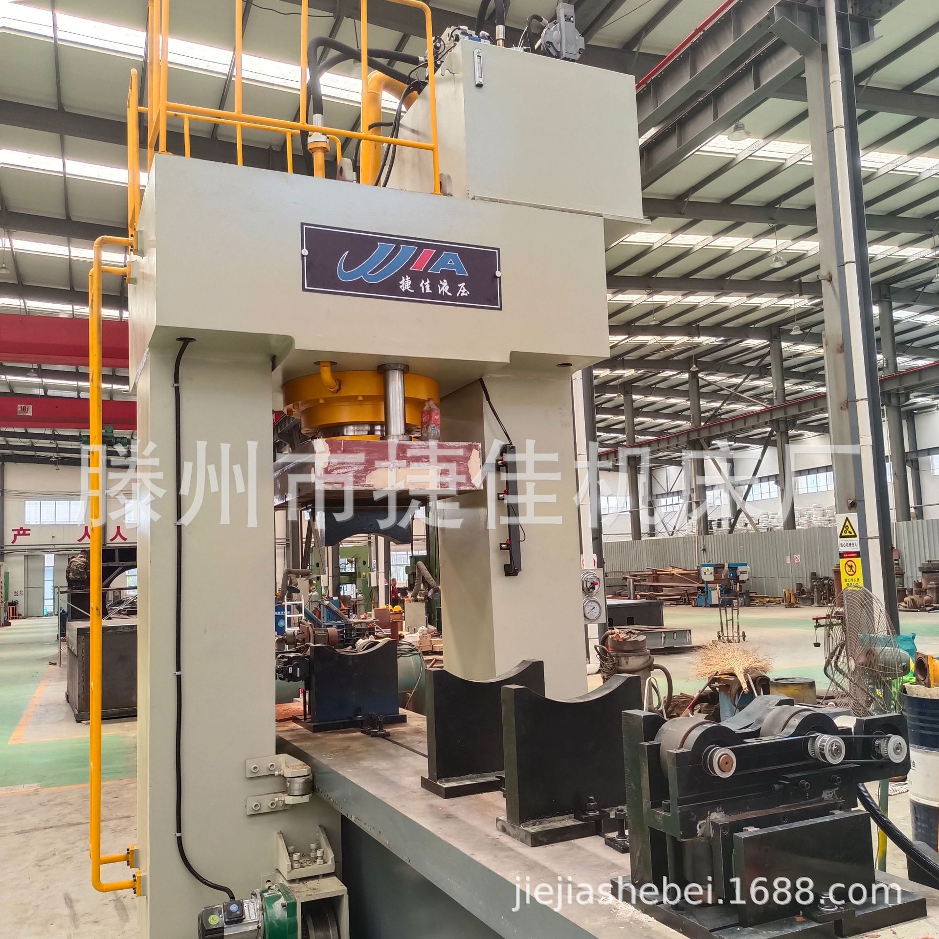 400吨龙门液压机 200吨 门式液压机 300吨框架压力机油压机