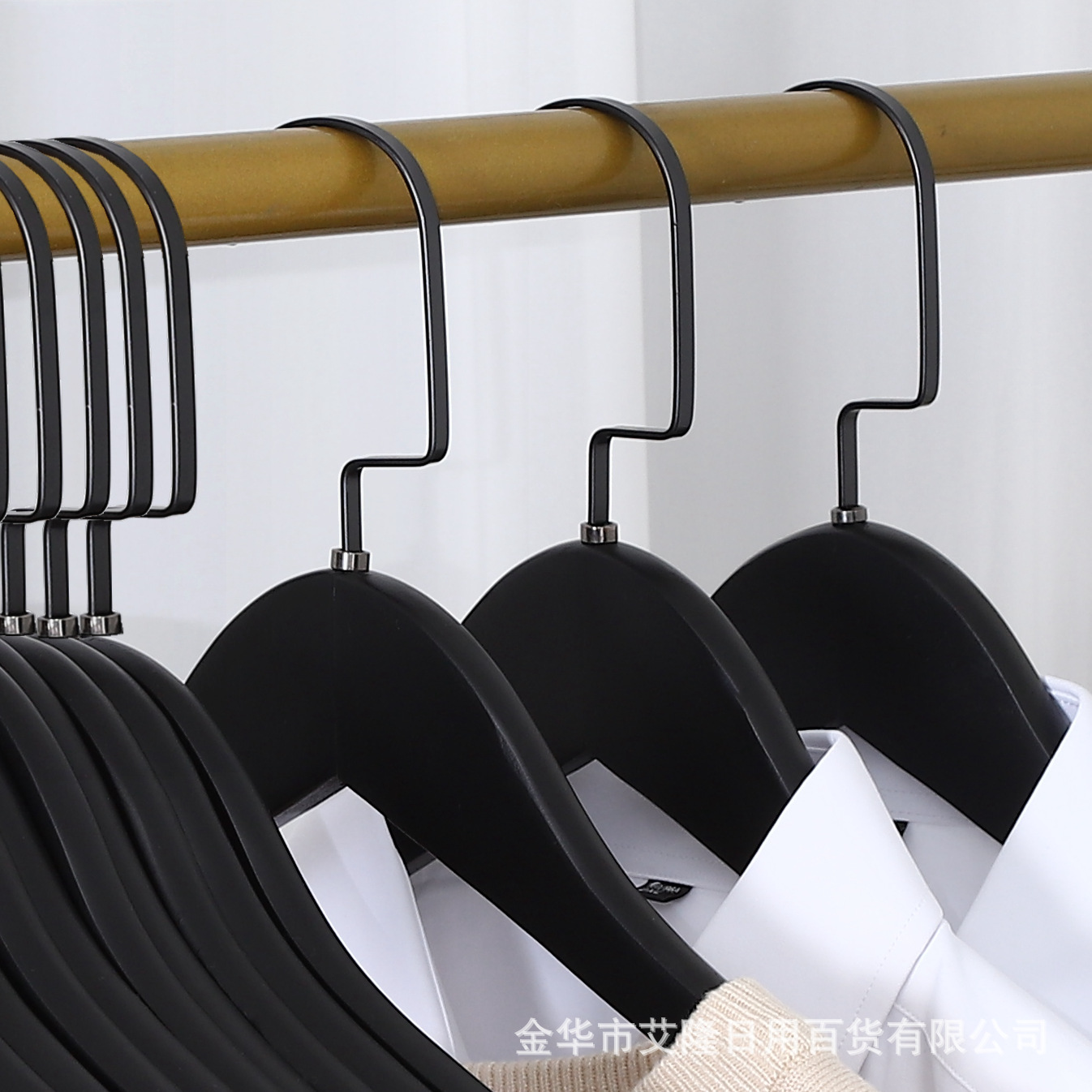 Percha de madera maciza sin costura percha de madera tienda de ropa de hotel soporte percha de ropa percha de madera para adultos Pantalones de rack clip al por mayor