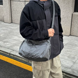 中大学生书包;女士单肩包;男士单肩包