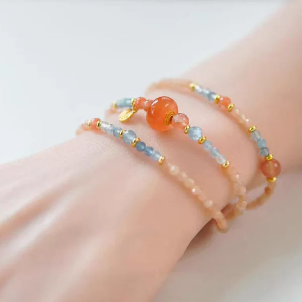 New Chinese Style Retro Stacked Imitation Southern Red Beaded Bracelet New Style Literary Style Exquisite Versatile Hand Jewelry Wholesale