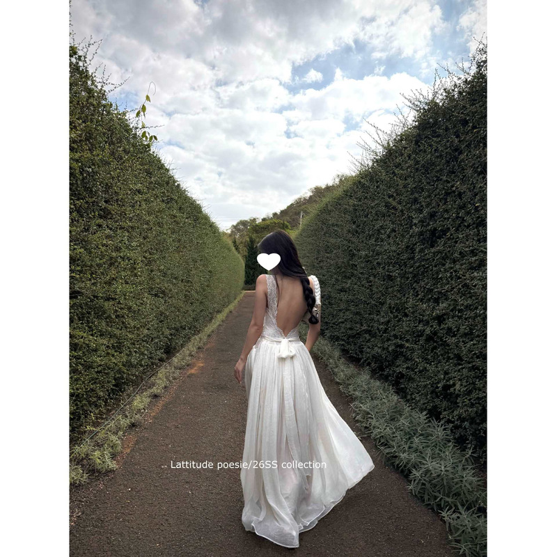Lattitude/Yang Xiaolu Amber Light Patchwork Lace Strapless Long Dress with Backless Design