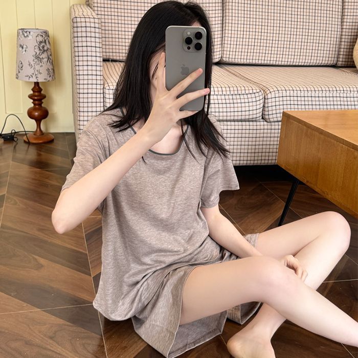 F08 카키