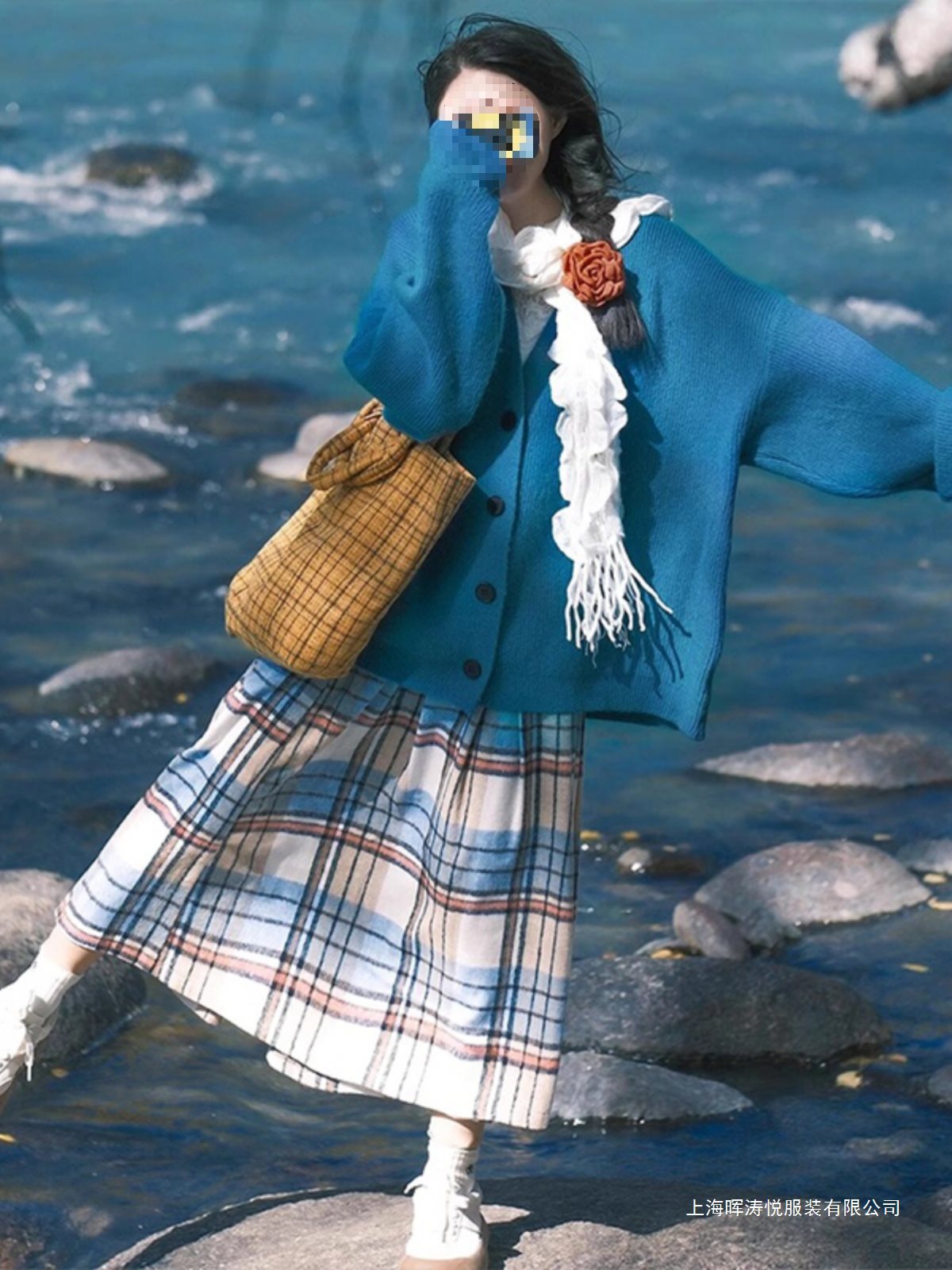 Autumn and Winter Clothing Is Paired with a Complete Set of Korean Outfits, Dopamine College Style, Chic and Beautiful Half-Skirt Two-Piece Suit