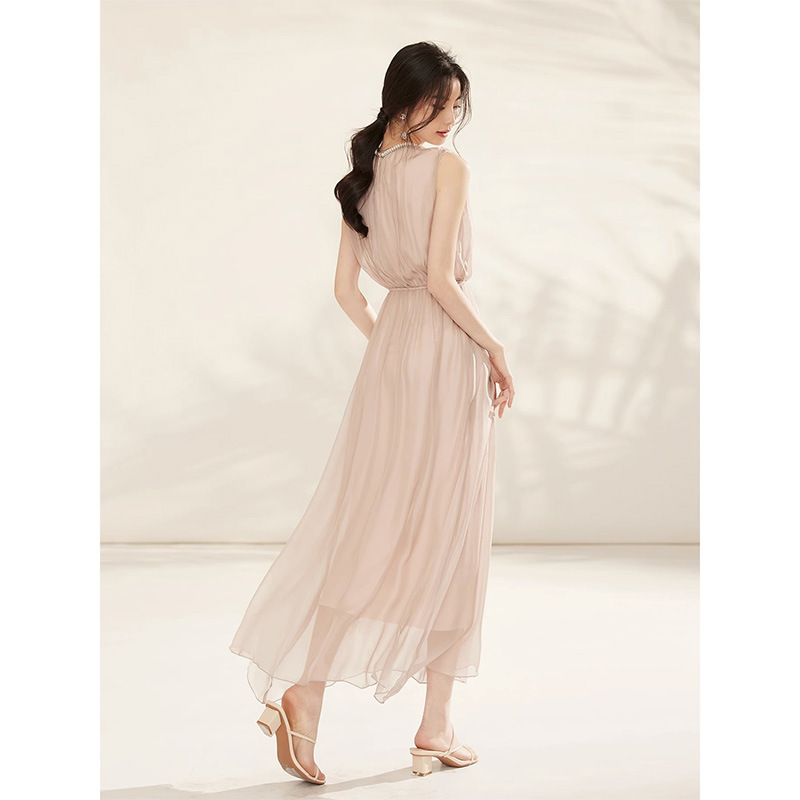 Light Luxury Dress for Women, Summer 2026 New Model, High-End Exquisite Niche Design, Sleeveless, Elegant and Sophisticated Long Dress
