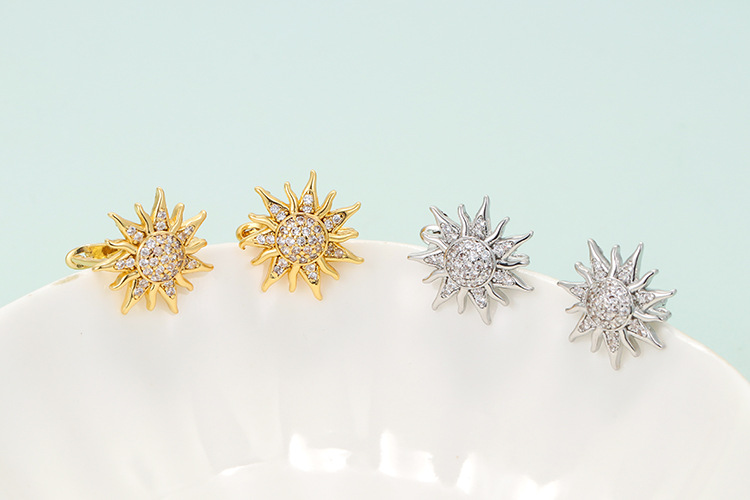 4g Weight Electroplating Gold Plating Process Copper Ear Needle Material Geometric Plating Metal Zircon Copper Earrings
