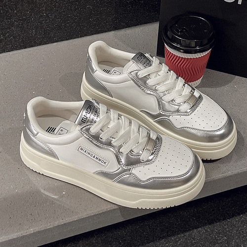 Women's Thick-soled Height-increasing White Shoes Autumn Comfortable Lightweight Versatile Sports Casual Panda Board Shoes Trendy and Versatile