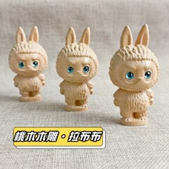 现货批发桃木木雕拉布布小摆件文创旅游景区工艺品手把件小摆件