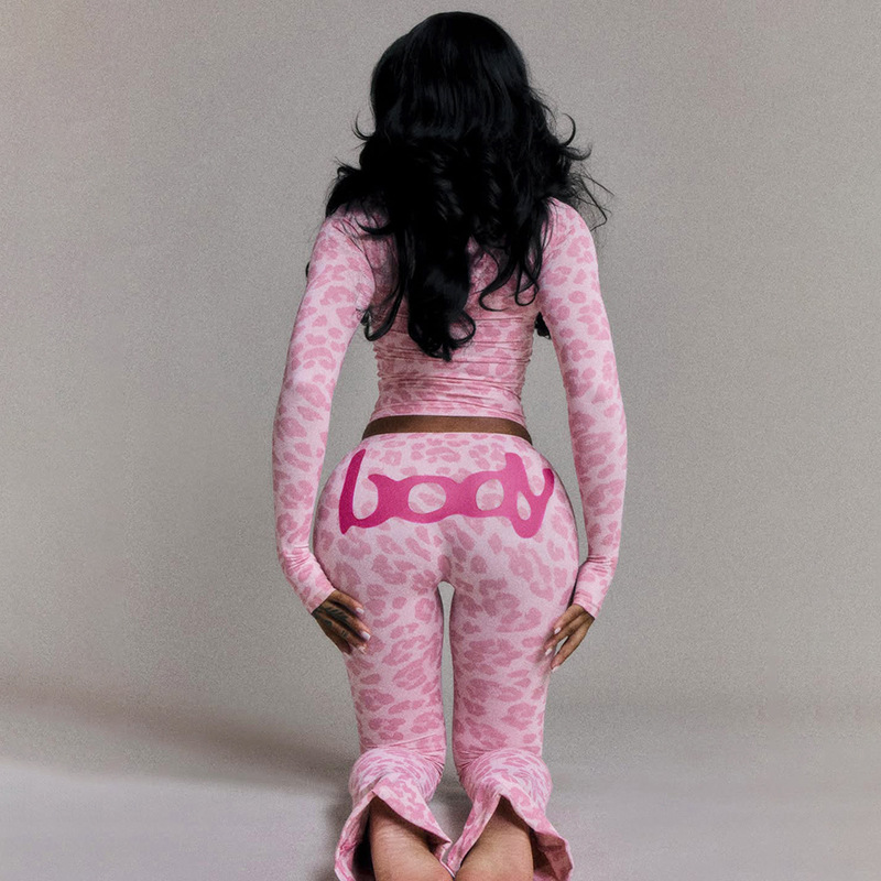 2026 Autumn Women's New Fashion Hooded Top Camouflage Print Sports Slim Fit Long Pants Set_ecoleips.com