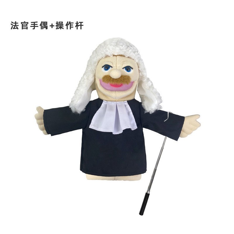 Muñeca de juez profesional + joystick