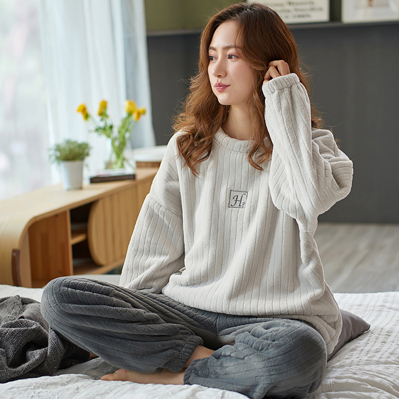 Pareja de franela pijamas de lana de coral hombres y mujeres de dibujos animados de invierno más tamaño cálido forro polar engrosado homewear traje