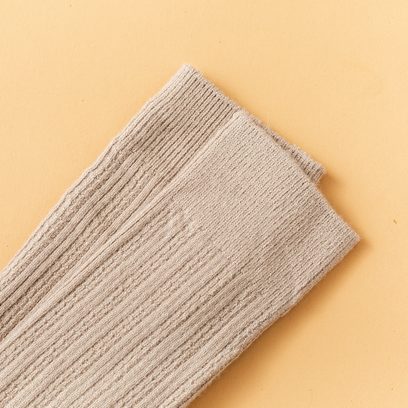 Calcetines de otoño e invierno calcetines largos de cachemir de mujer de estilo japonés para mujer Calcetines cálidos de color caramelo entrega de una sola pieza para mujer