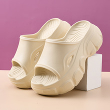 ���һ����Ů������ĥEVA�ļ���Ь ͸���ɸ�׷����⴩ɳ������Ь