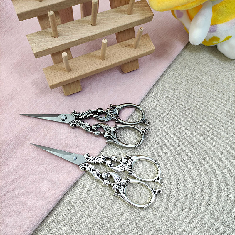 Tijeras de campana retro, bordado de lana de ventana, tijeras de oficina para estudiantes en casa, tijeras pequeñas retro, creatividad