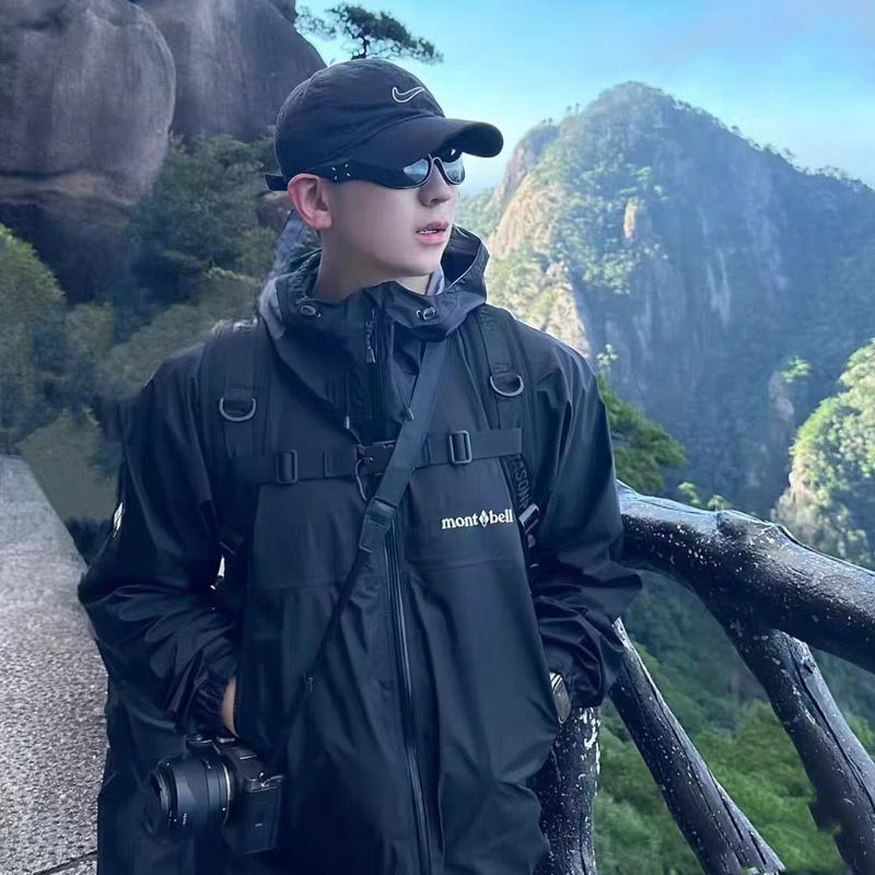 Japanese-style lightweight outdoor hooded jacket, windproof, waterproof, mountaineering coat, couple's hiking functional jacket