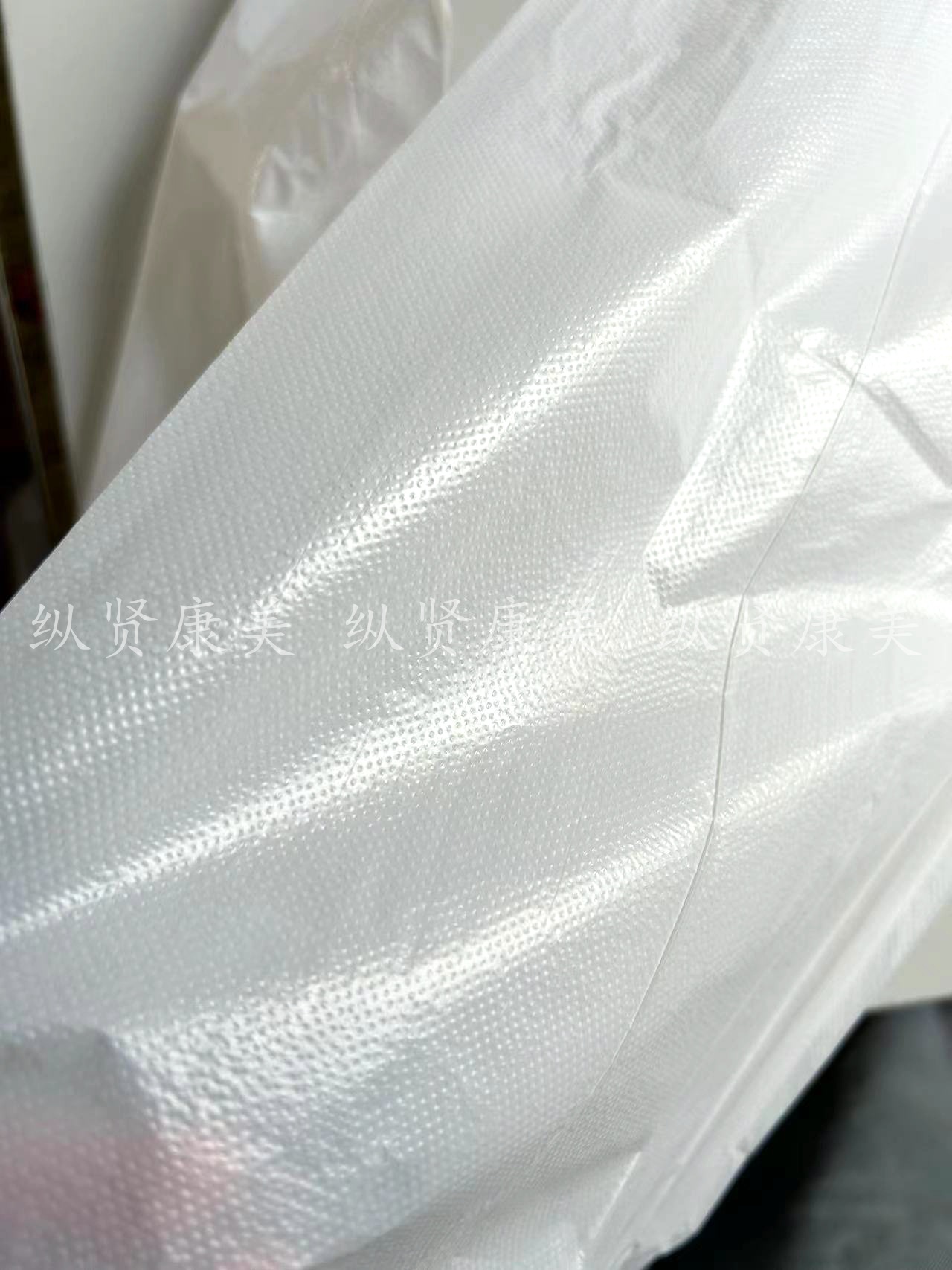 Thickened Disposable Tablecloth PE Plastic Single Foldable Draw-out Tablecloth Wholesale Dustproof Hotel Household Manufacturer