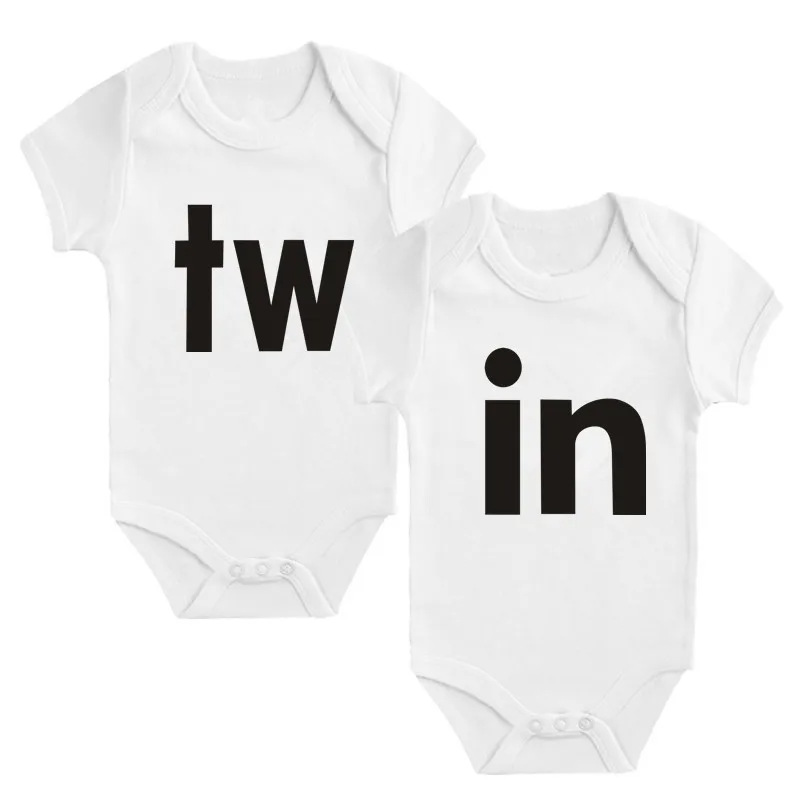 3-main-tw-amp-in-letter-print-