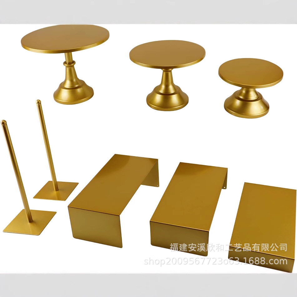 Mayorista hierro forjado estante de pastel estante de pasteles postres postres altos pies oro prop de boda postres estante de exhibición