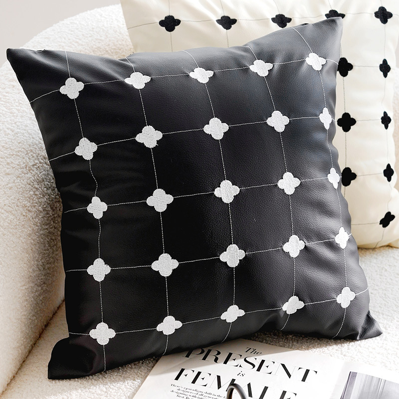Almohada en blanco y negro de lujo ligero y de alta gama Almohada de la Edad Media francesa Bordado Cama simple Sala de estar Sofá Funda de almohada con núcleo