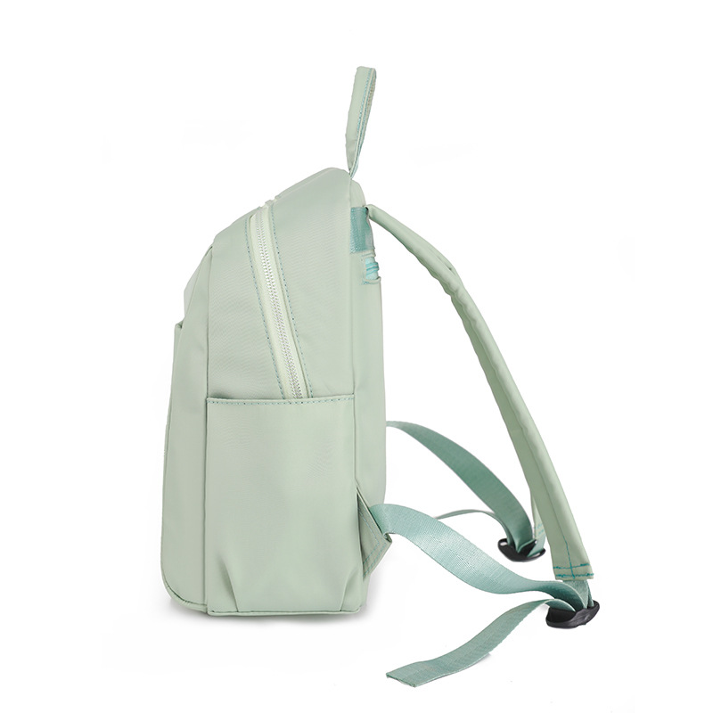 2023 nueva mochila de nailon casual para mujer, moda, literatura simple, viajes al aire libre, mochila pequeña, mochila escolar al por mayor