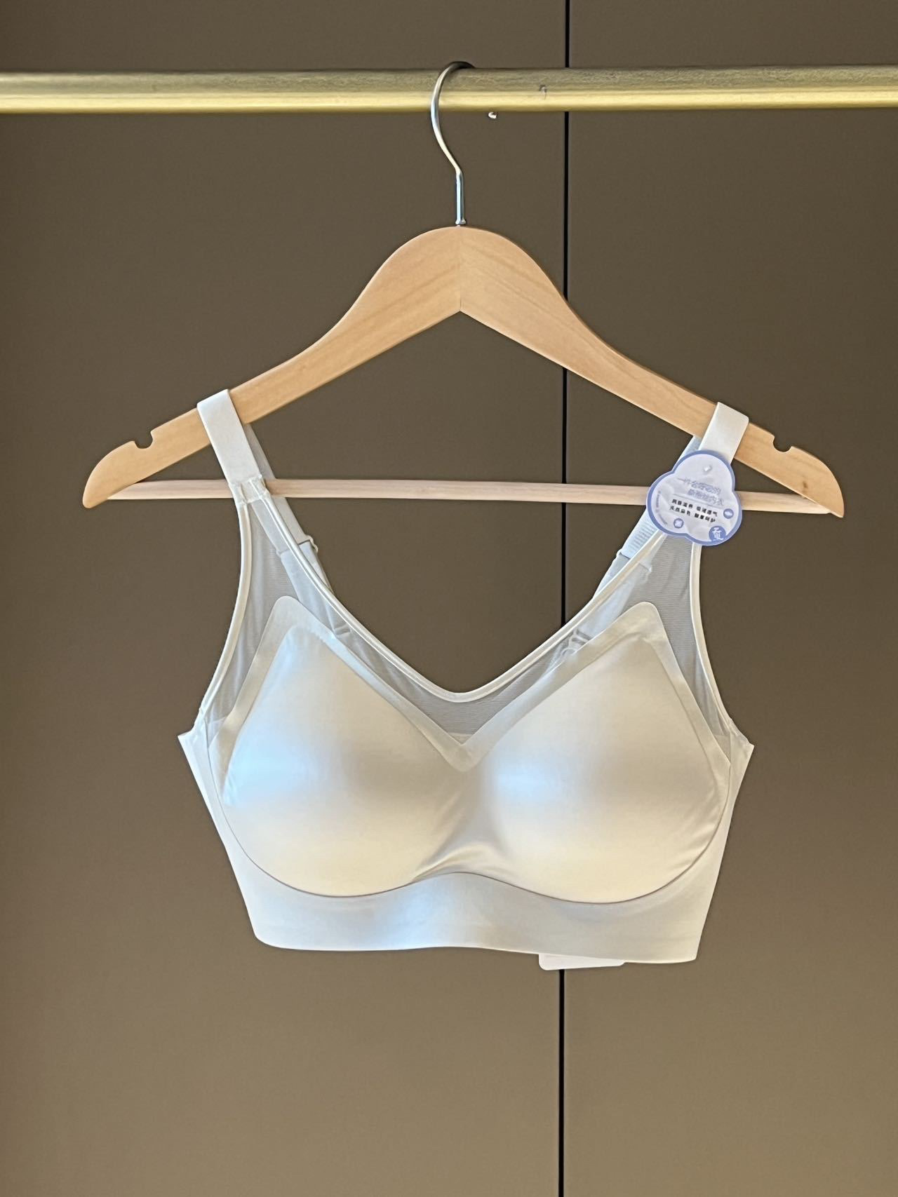 1108 Malla de satén para mujer, seda de morera, ropa interior cómoda y suave, sexy, hueco, pecho pequeño, sujetador moldeado, mujer