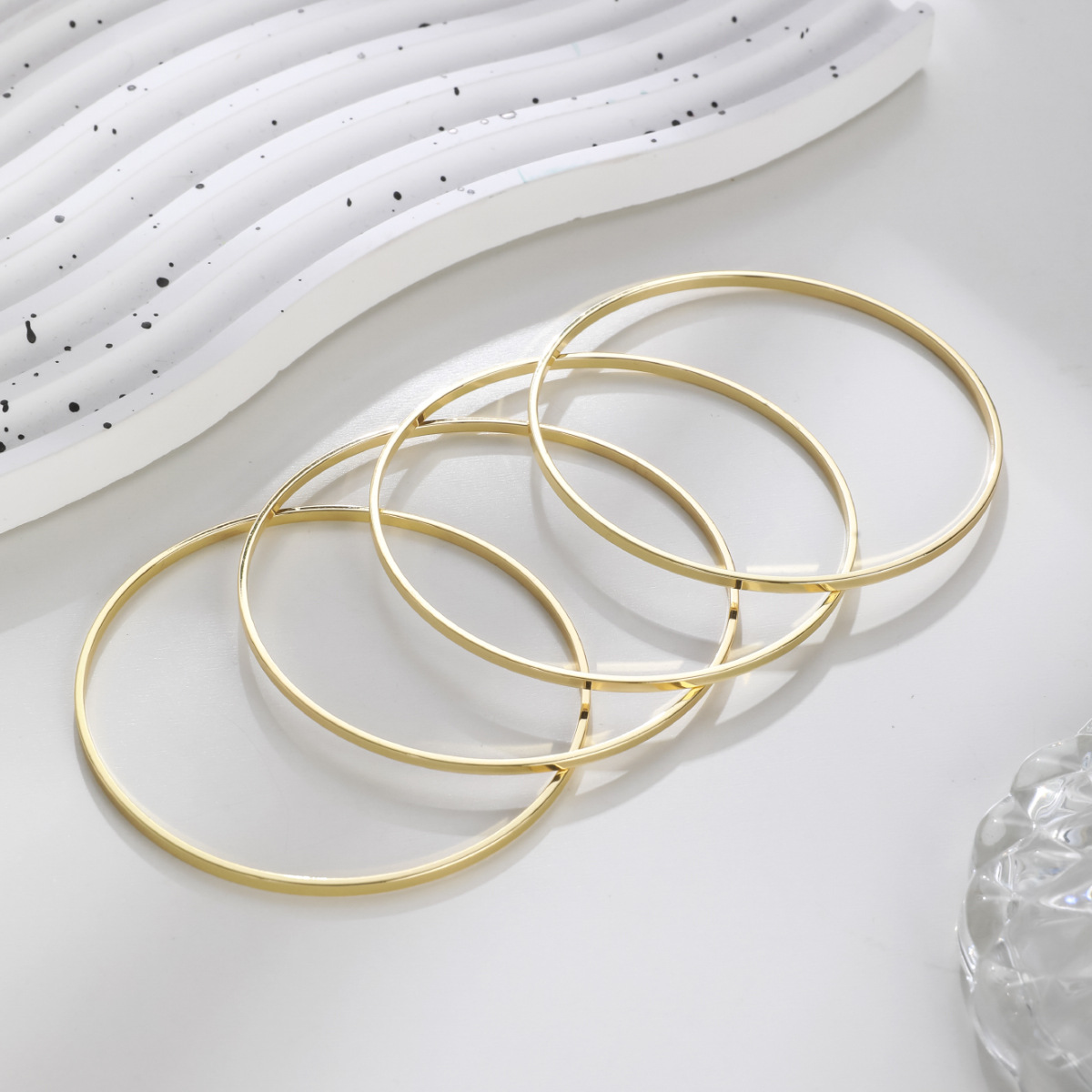Bracelet multicouche minimaliste empilable pour femme_voghion.com