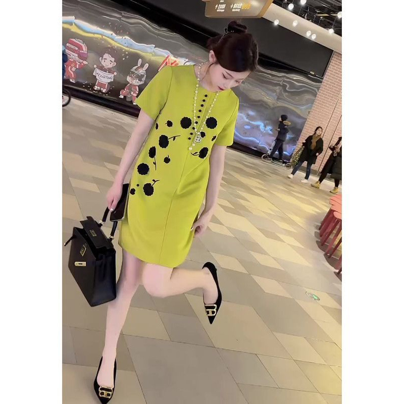 2025 Summer Classy Exquisite Belly-Covering Slimming Look Formal Occasion Cool Royal Sister Style Green Dress for Women 2025 Summer Classy Exquisite Belly-Covering Slimming Look Formal Occasion Cool Royal Sister Style Green Dress for Women