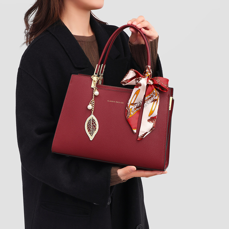 2025 New Women's Handbags - Bridal Wedding Bags, Shoulder Handbags, Large Capacity Commuter Crossbody Bags, Mother's Bags - Thumbnail 3