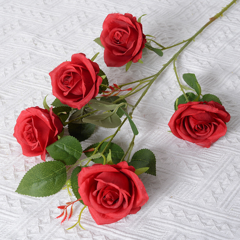 Rosa artificial 5-cabeza París Rosa Día de San Valentín Hotel decoración de la boda falsa Flor de seda artificial al por mayor