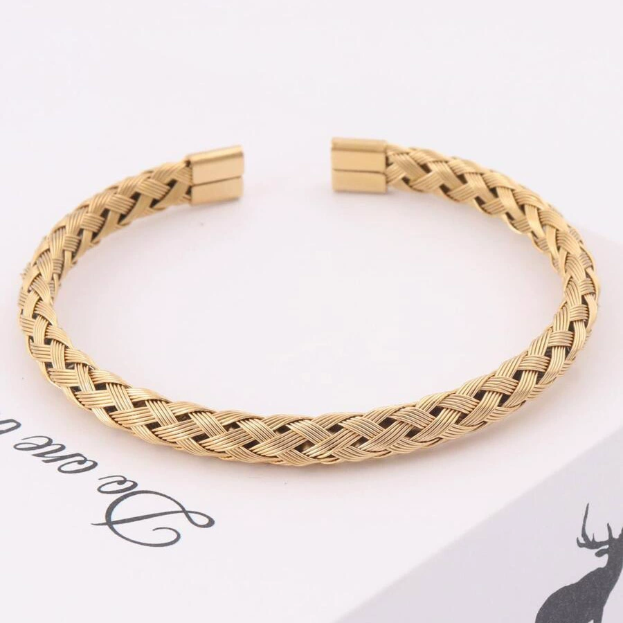 (Граница торговля), лет bracelets?