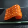 Оранжевый