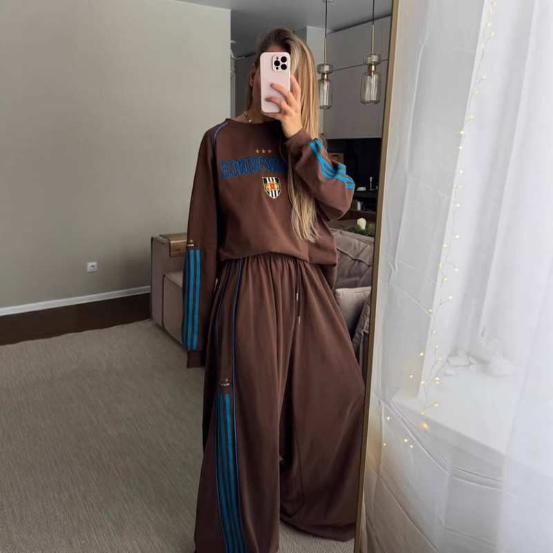 2026 Spring Round Neck Pullover Sweatshirt Set for Women, Loose Fit, Slimming Jogger Pants, New Casual Embroidered Two-Piece Trendy Set 2026 Spring Round Neck Pullover Sweatshirt Set for Women, Loose Fit, Slimming Jogger Pants, New Casual Embroidered Two-Piece Trendy Set