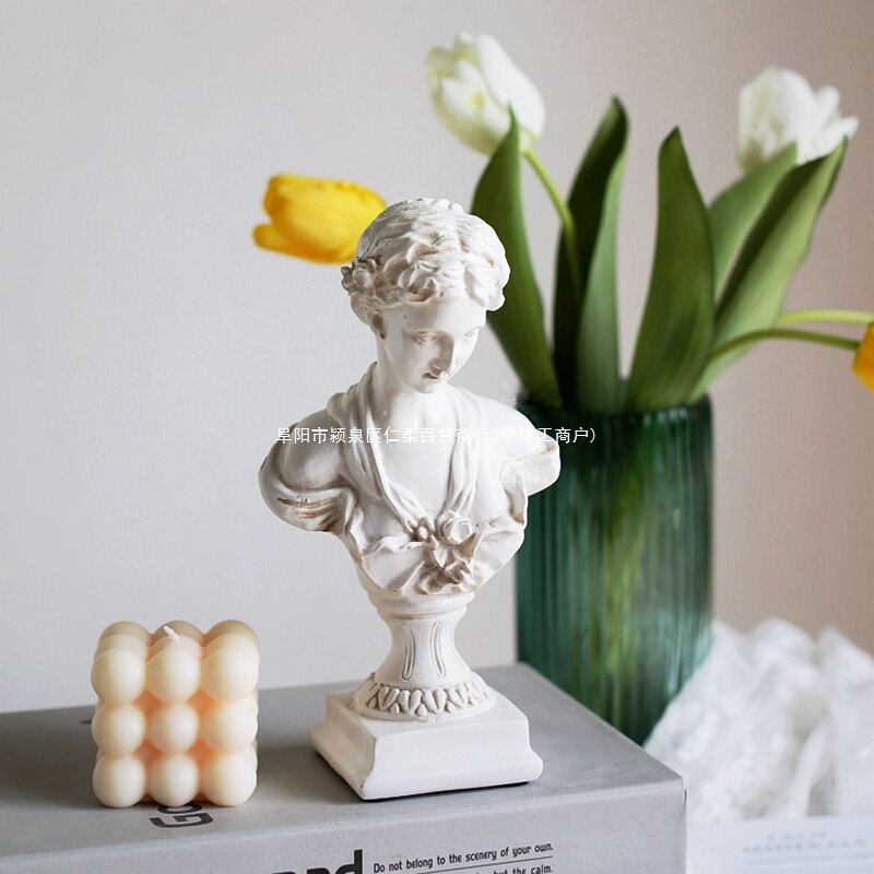 Scandinavian Retro Creative Venus Girl Ornaments Old Character Goddess Statue Home Craft Decoration Furnishings
