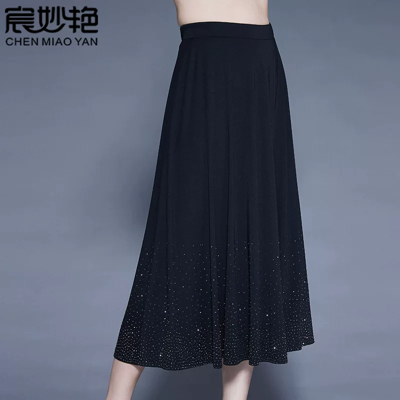 宸妙艳 Summer fashionable long skirt, for middle age, mid-length, wholesale