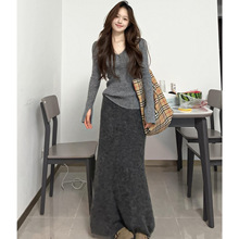 深灰色针织鱼尾半身裙女秋冬2025新款高腰修身显瘦加绒糯米包臀裙