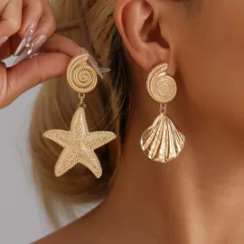 项链;脚饰;手链