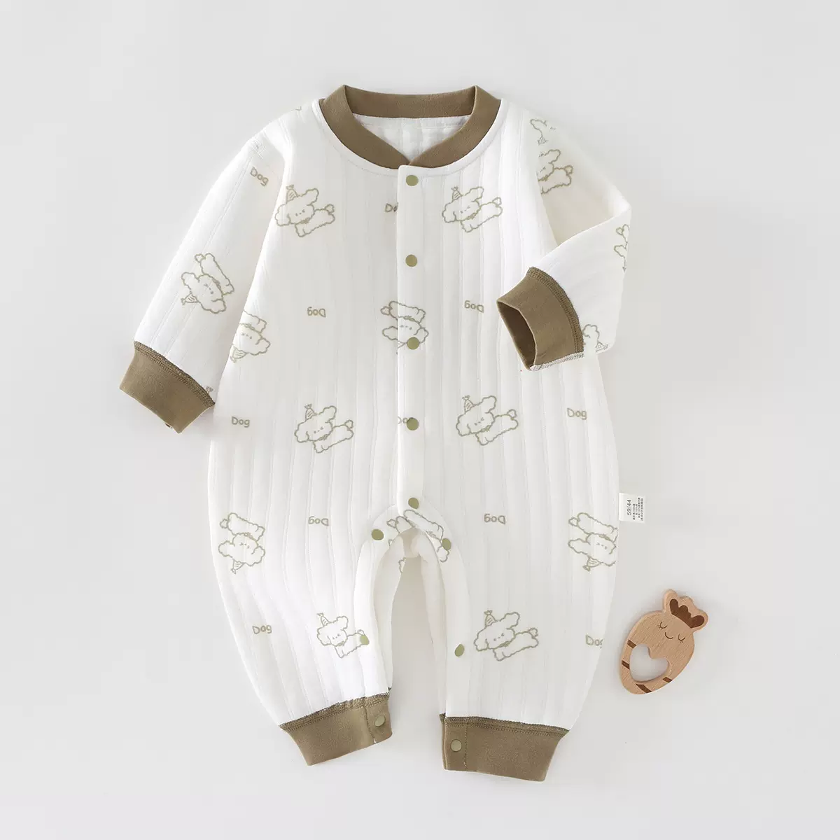 婴幼儿连体衣保暖春秋冬季新款卡通无骨男女宝宝外出服爬爬服哈衣