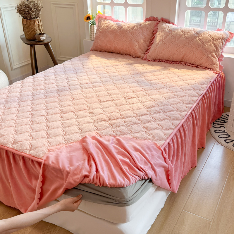 2024 nueva ropa de cama acolchada de lana de conejo estilo falda de cama
