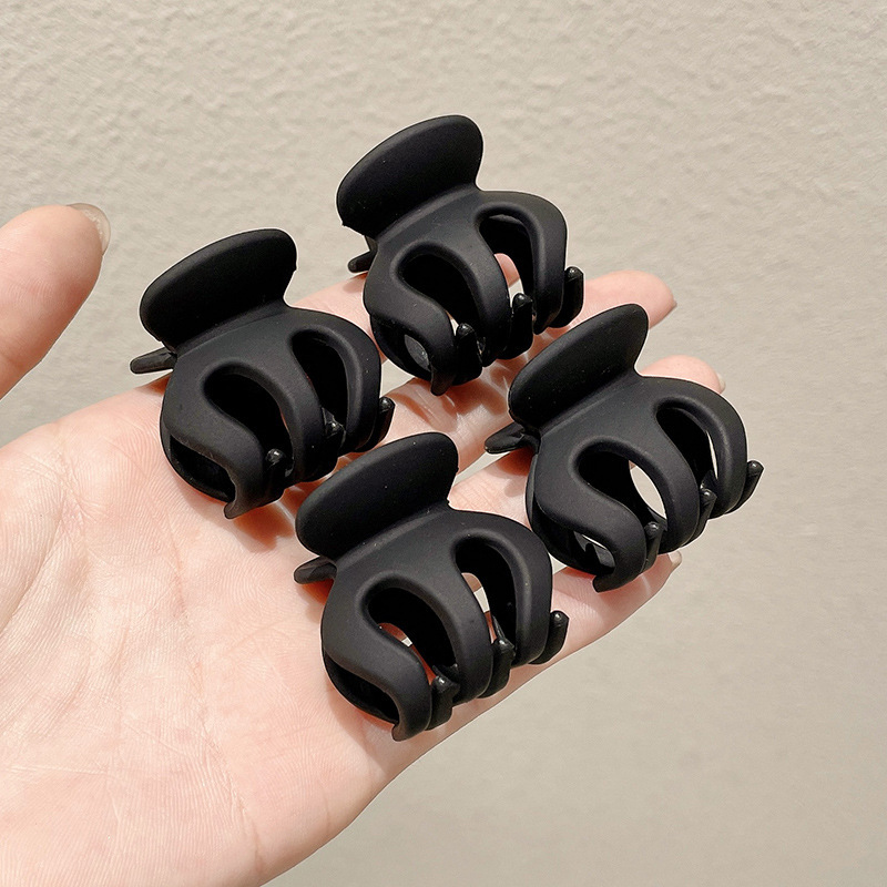 Procesamiento personalizado clip de cabello cola de caballo alta pequeña clip de agarre detrás de la cabeza fija artefacto de alta sensación clip de tiburón tocado clip de cabello