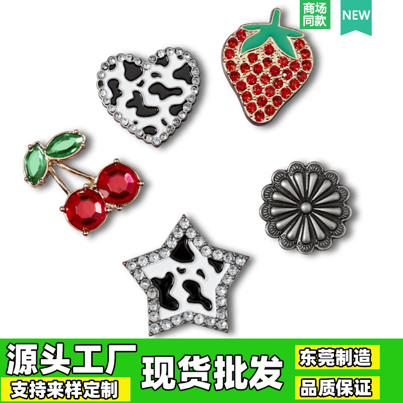New shopping mall same style hole shoes flower accessories carlochi metal shoes flower hole shoes buckle shoes decoration accessories New shopping mall same style hole shoes flower accessories carlochi metal shoes flower hole shoes buckle shoes decoration accessories