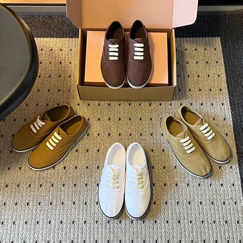 Guangzhou Top Version [Correct Version] Elegant Retro Mary Jane Women's 2026 Shallow Round Toe Soft Sole Lace-Up Canvas Shoes