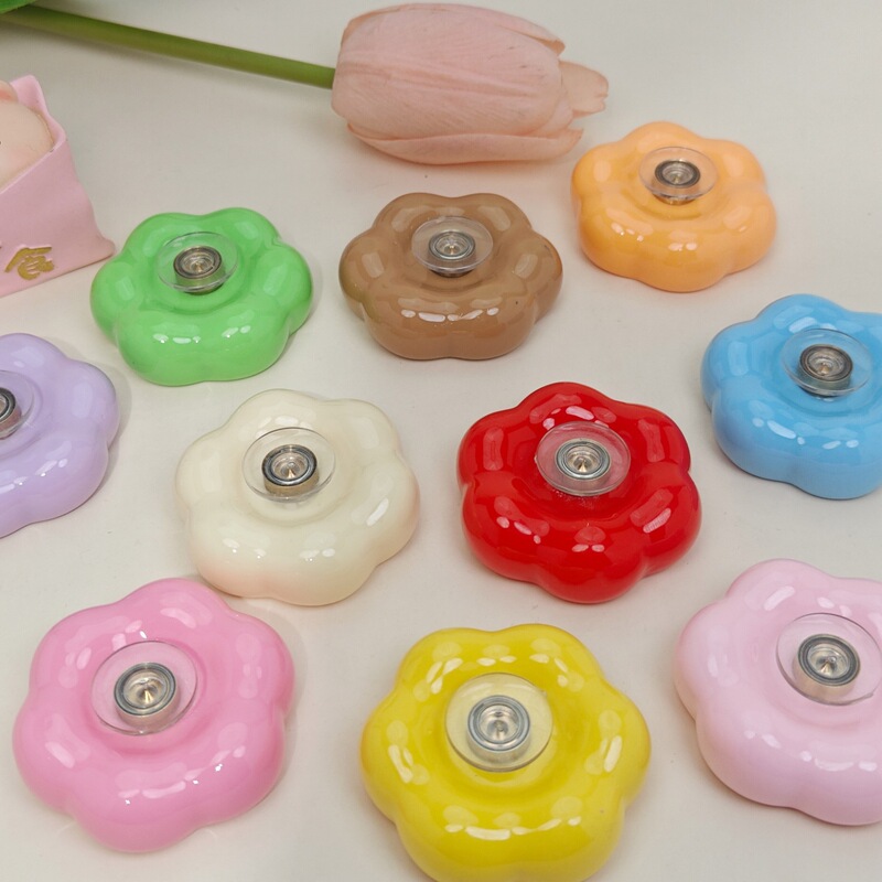 Flower-Shaped Rotating Base with Bearings DIY Jewelry Accessories Wholesale Popular Online Hot-Selling Spinning Toy Flower-Shaped Rotating Base with Bearings DIY Jewelry Accessories Wholesale Popular Online Hot-Selling Spinning Toy