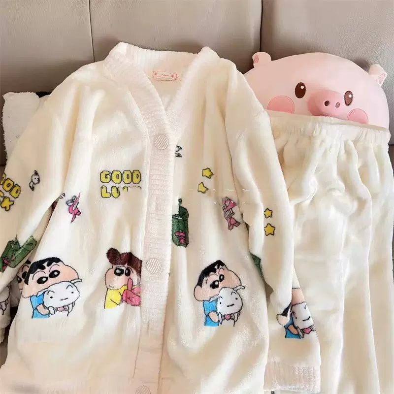 法兰绒睡衣女款冬季新款加厚加绒学生可爱卡通开衫家居服两件套装