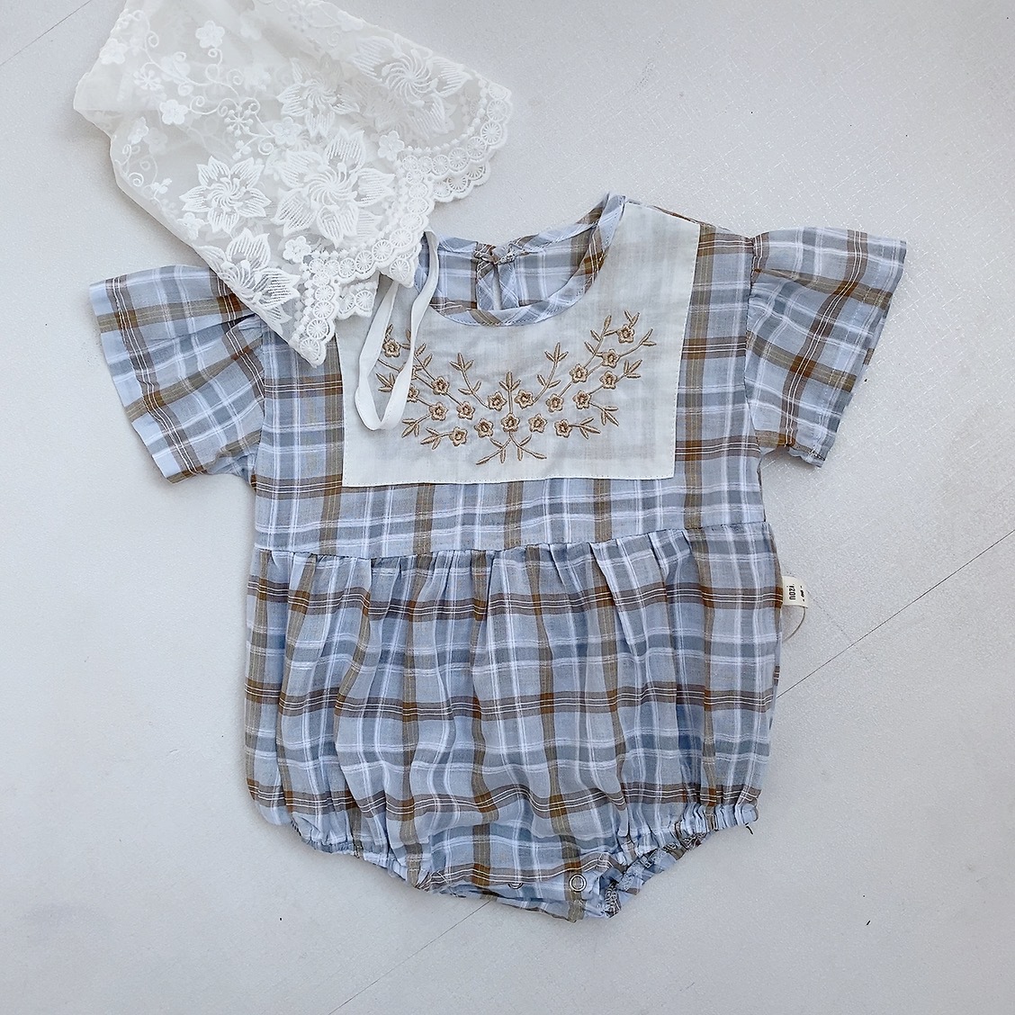 [Exempt de correo] ins bebé princesa bolsa de culo ropa de escalada de verano coreana baby overcoat niñas bebé bordado chaqueta
