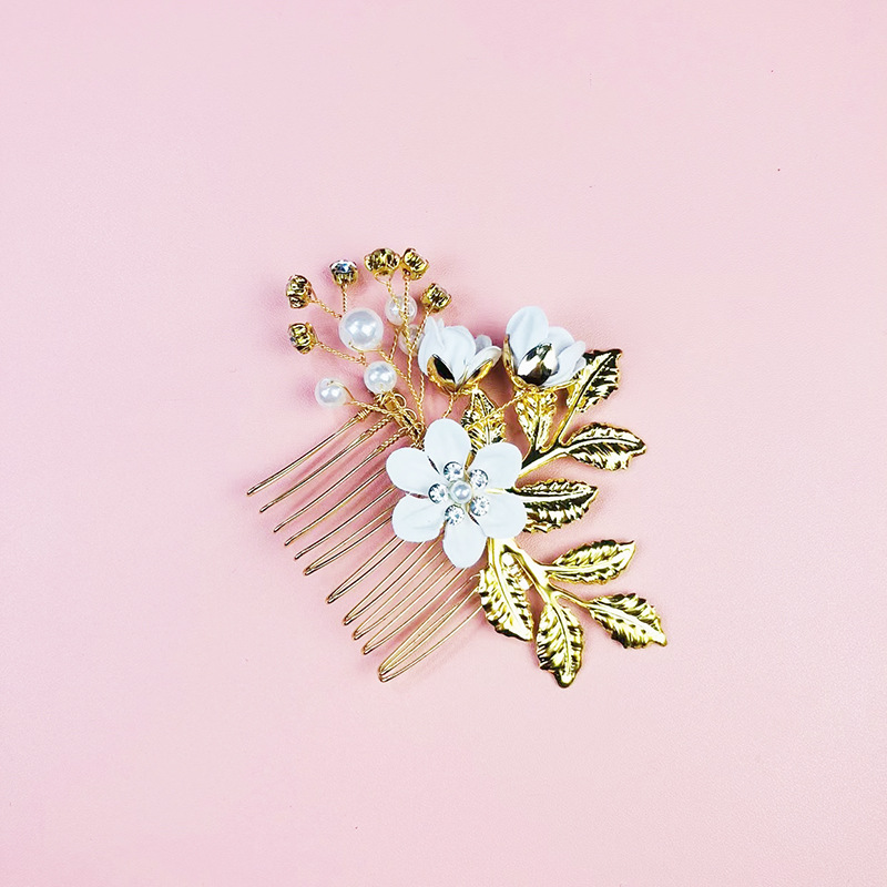 흰색 작은 머리 빗