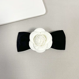 胸针;项链;领结/领花