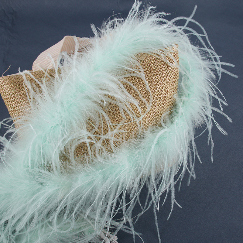 연청록색 13-15 단층 (약 2m)