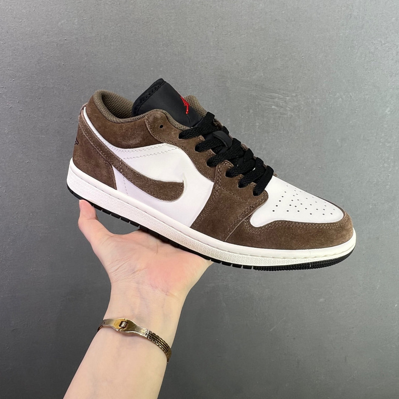AJ1 Low retro mocha high-quality men's and women's shoes for autumn and winter, suede, durable, flat, and stylish for commuting AJ1 Low retro mocha high-quality men's and women's shoes for autumn and winter, suede, durable, flat, and stylish for commuting